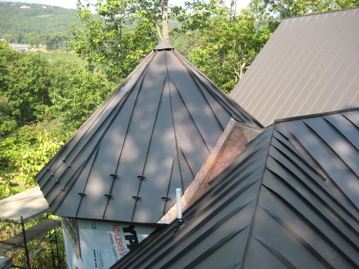 Professional Roof Tarp Installation by Craftsman Roofing in Rolling Woods
